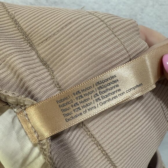 Indygena Pants Womens XS Camo Cropped Drawstring Outdoor Hiking Activewear - Picture 10 of 11